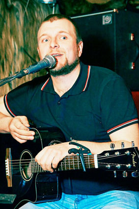 Антон Школьников